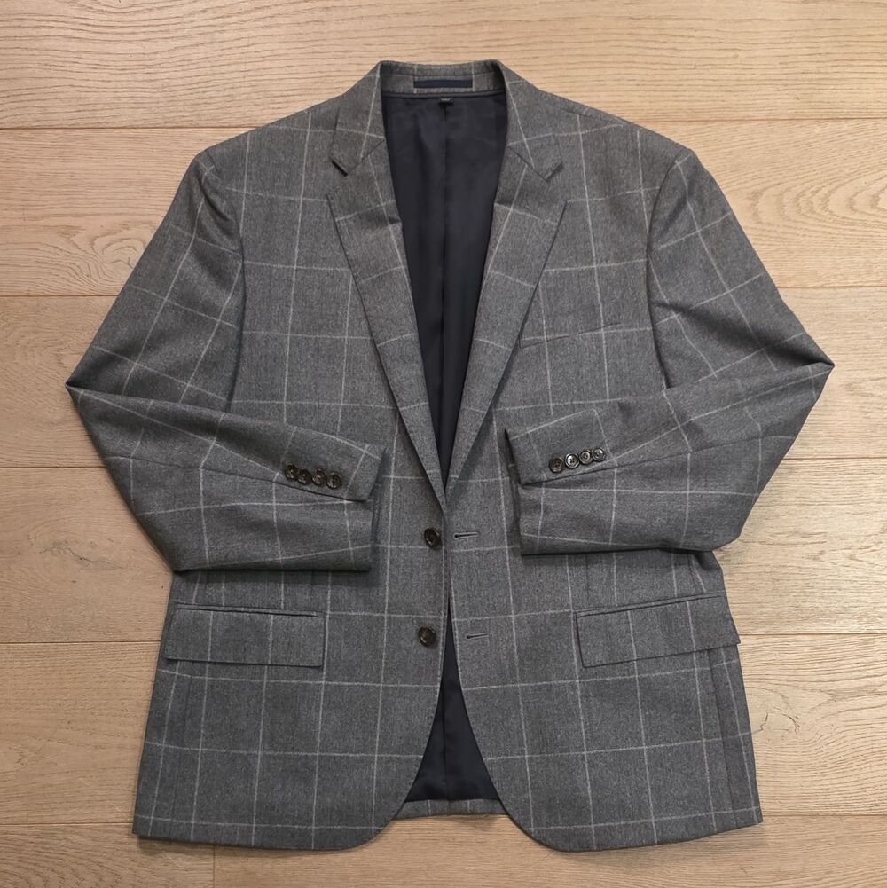 J.CREW Crosby 42S Mens 100% Wool Gray Windowpane Sport Coat 2-Button Notch Lapel
